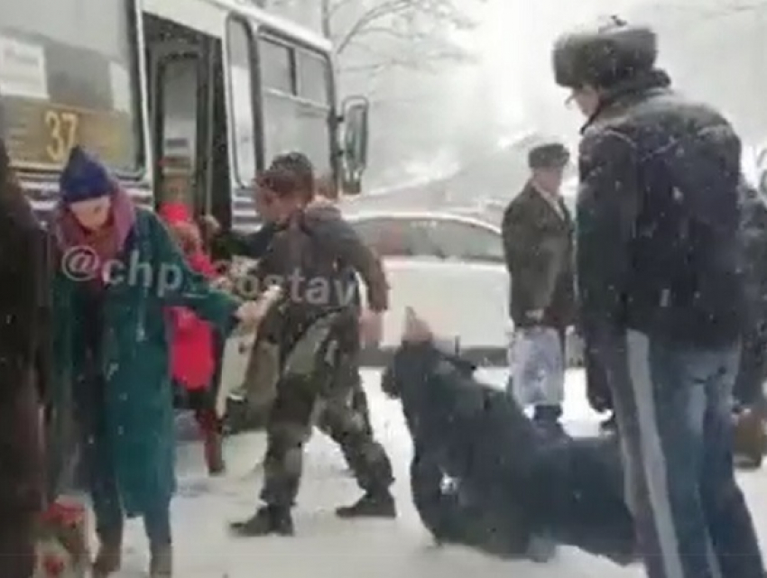 "Ледовый ад» в центре Ставрополя попал на видео