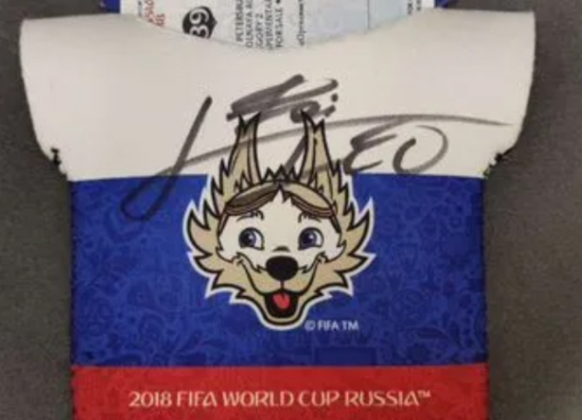 Реликвия ЧМ-2018: ставрополец продает автограф Месси и редкие мячи с подписями звезд за 120 тысяч рублей 