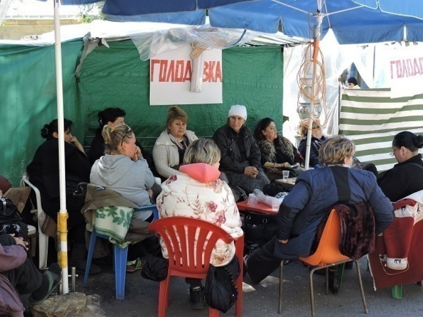 Количество участников голодовки в Кисловодске достигло 50 человек