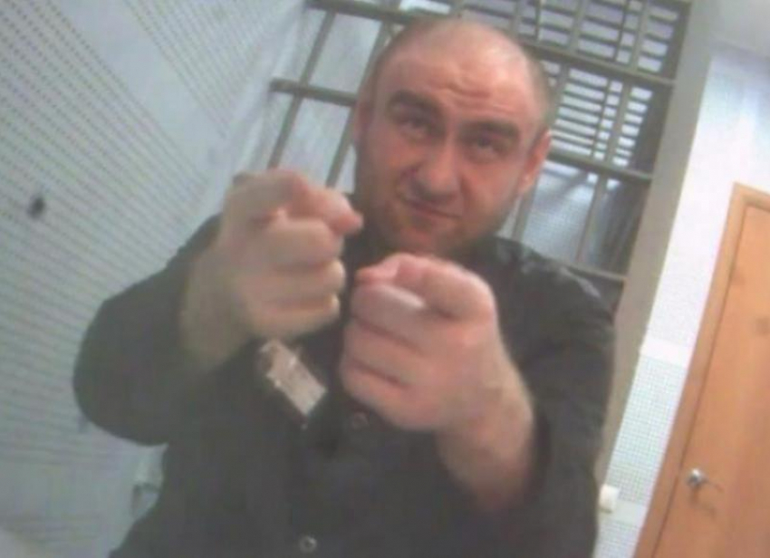 Штраф 120 миллионов и 10 лет к пожизненному: экс-депутат думы Ставрополя Арашуков получил очередной приговор