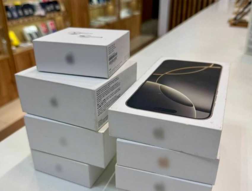 Паленые iPhone изъяли таможенники в Ставрополе и других городах СКФО