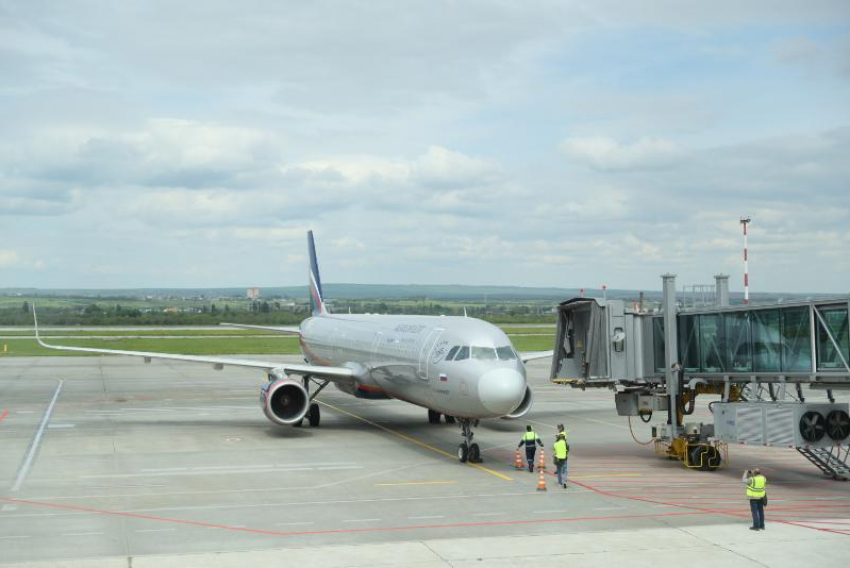 Сразу 11 авиарейсов в аэропортах на Ставрополье отстают от расписания 