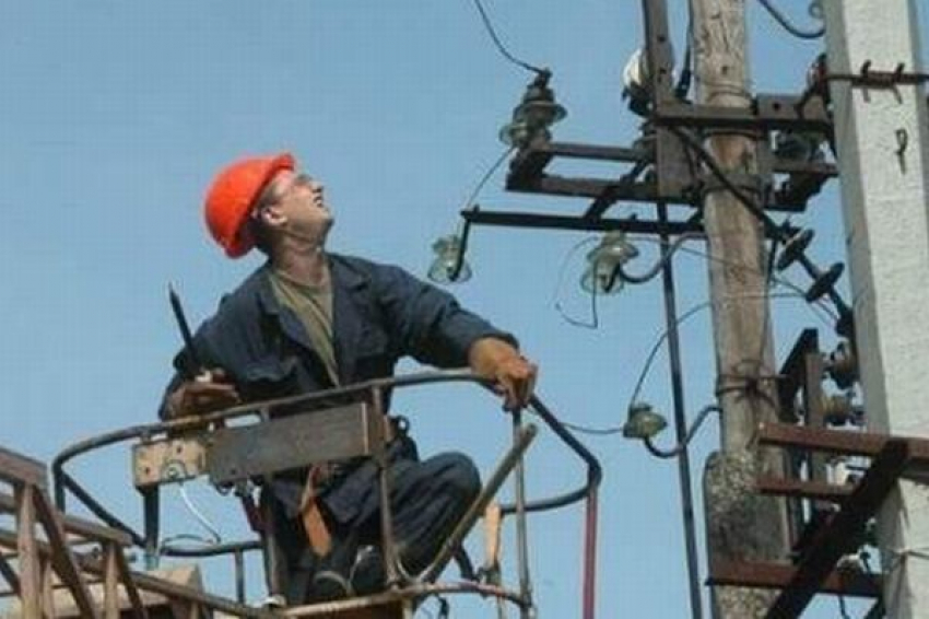 Несколько районов Ессентуков остались без света из-за аварии