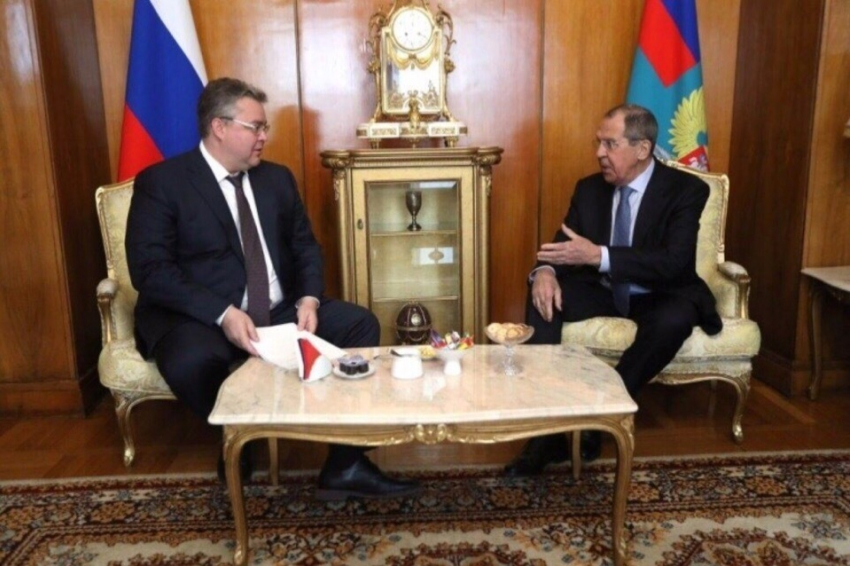 Губернатор Ставрополья встретился с министром иностранных дел России