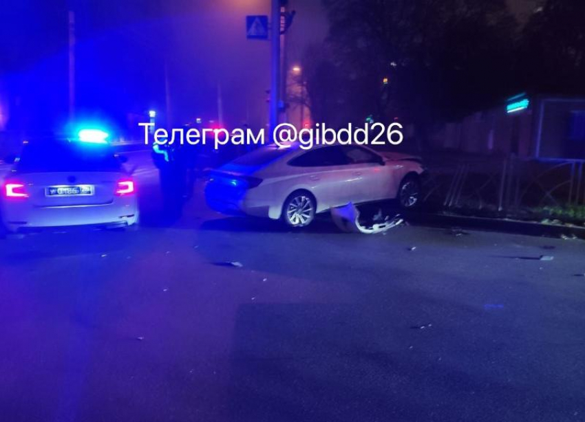 Четыре человека пострадали в аварии в Ставрополе