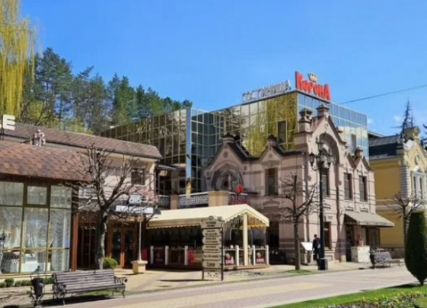 В центре Кисловодска здание на Курортном бульваре продают за 700 миллионов рублей