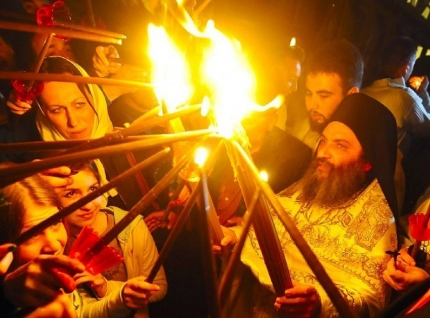 Благодатный огонь из Иерусалима привезут в Ставрополь 