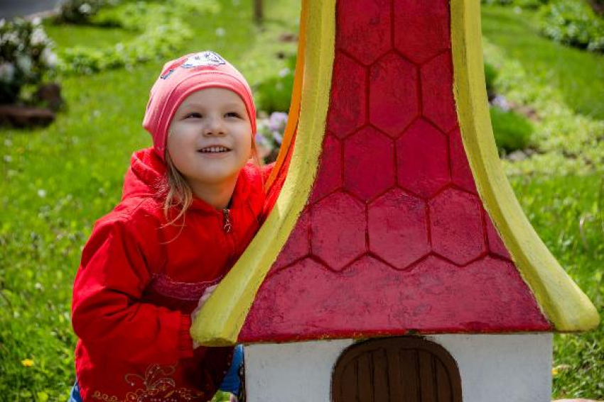 Трехлетняя ставропольчанка Ариша мечтает увидеть мир своими глазами