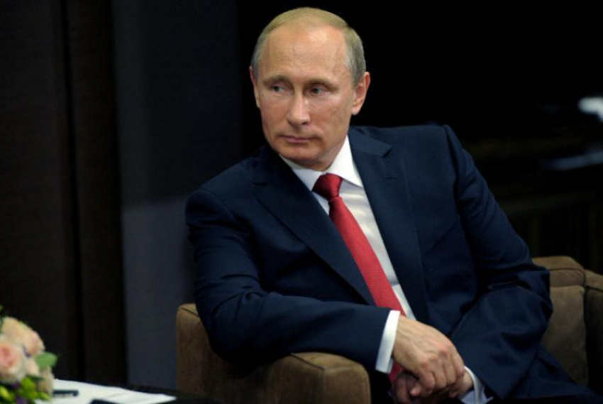 Владимир Путин присвоил ставропольчанке звание Героя Труда