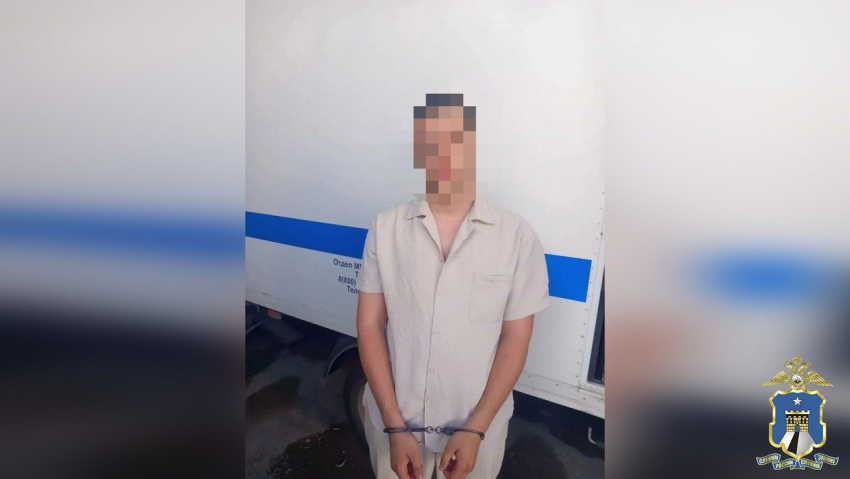Бали оказался фальшивым: курьер несколько раз прилетал за 9,5 миллиона рублей жительницы Ставрополья 