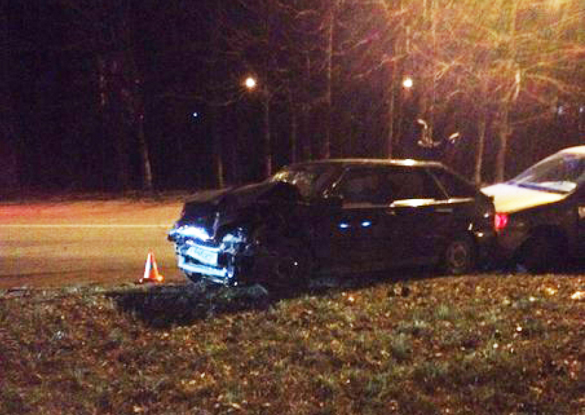 Два автомобиля столкнулись в Пятигорске: четверо пострадавших