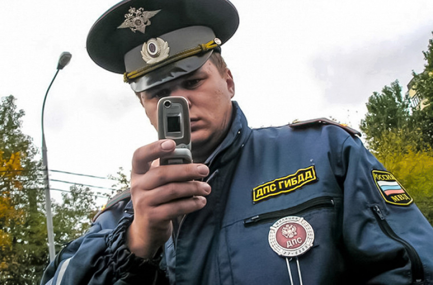 В каких случаях нельзя снимать инспектора ГИББДД на видеокамеру рассказали в ставропольском ведомстве