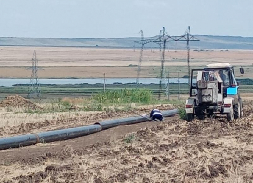 «Ставрополькрайводоканал» начал замену самой аварийной части подводящего водовода на село Крымгиреевское