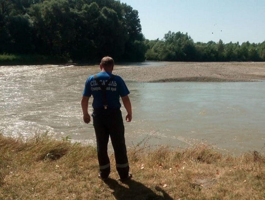 15-летний подросток утонул, пытаясь переплыть реку на Ставрополье