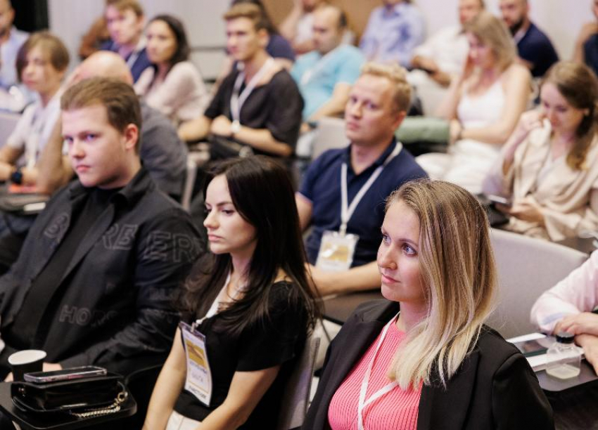 В Ставрополе свыше 100 молодых предпринимателей посетили встречу сообщества Росмолодёжь.Бизнес 