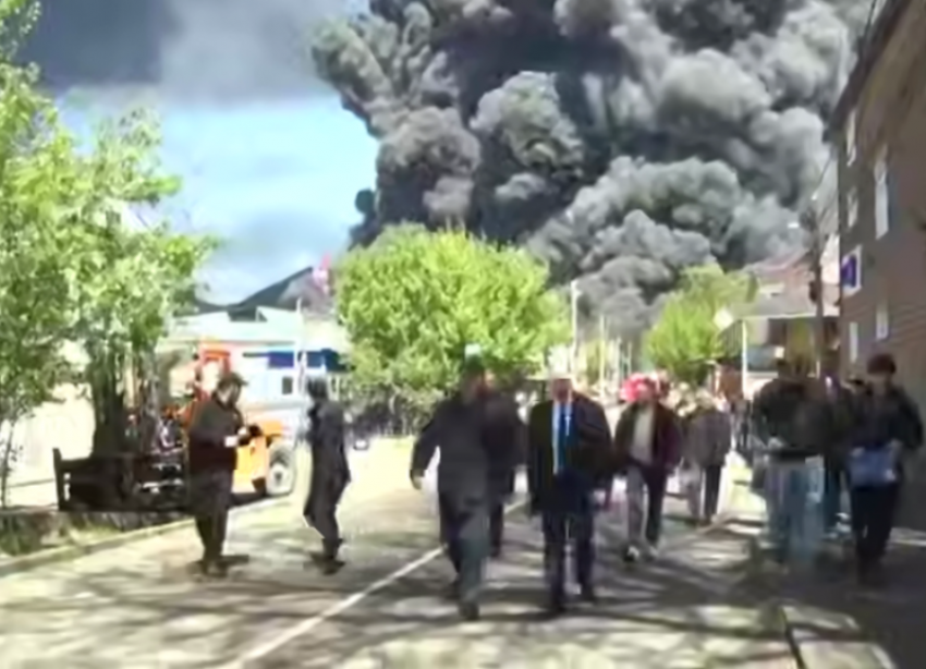 Сотрудники МЧС из Ставропольского края поедут ликвидировать пожар на НПЗ в Туапсе 