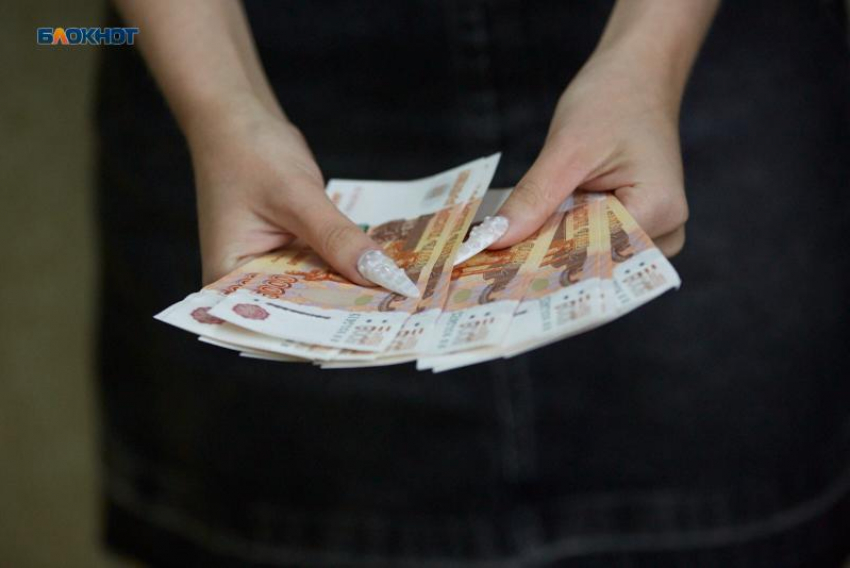 Экс-сотрудница финансовой организации на Ставрополье обманула 16 жителей края почти на 14 миллионов рублей