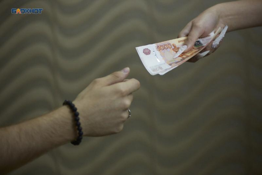 Ставропольский адвокат пообещала помочь и получила 23 миллиона от доверчивых знакомых