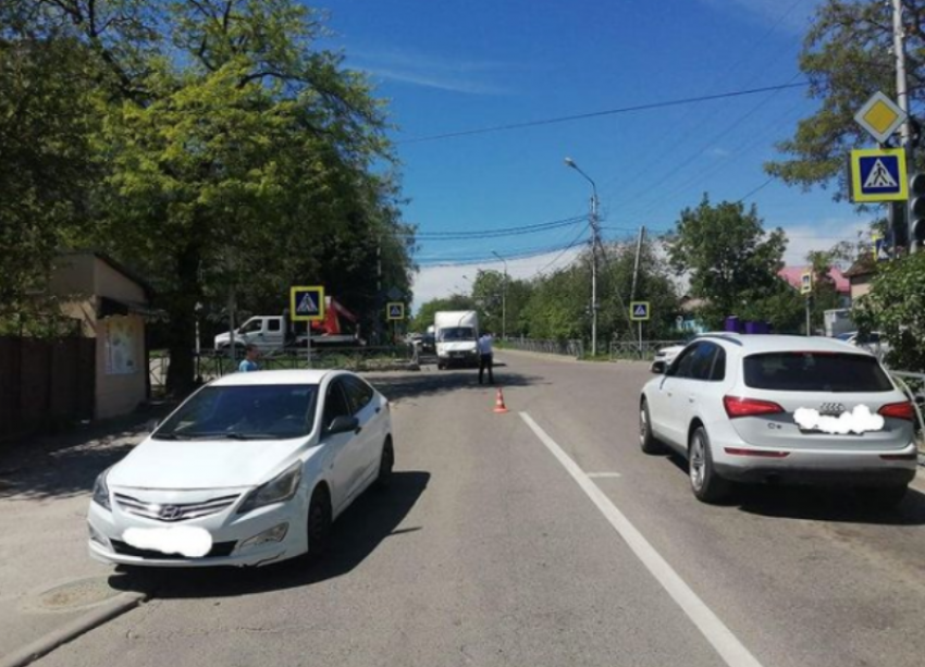 В Ставрополе на улице Руставели под колесами легковушки оказался девятилетний ребенок