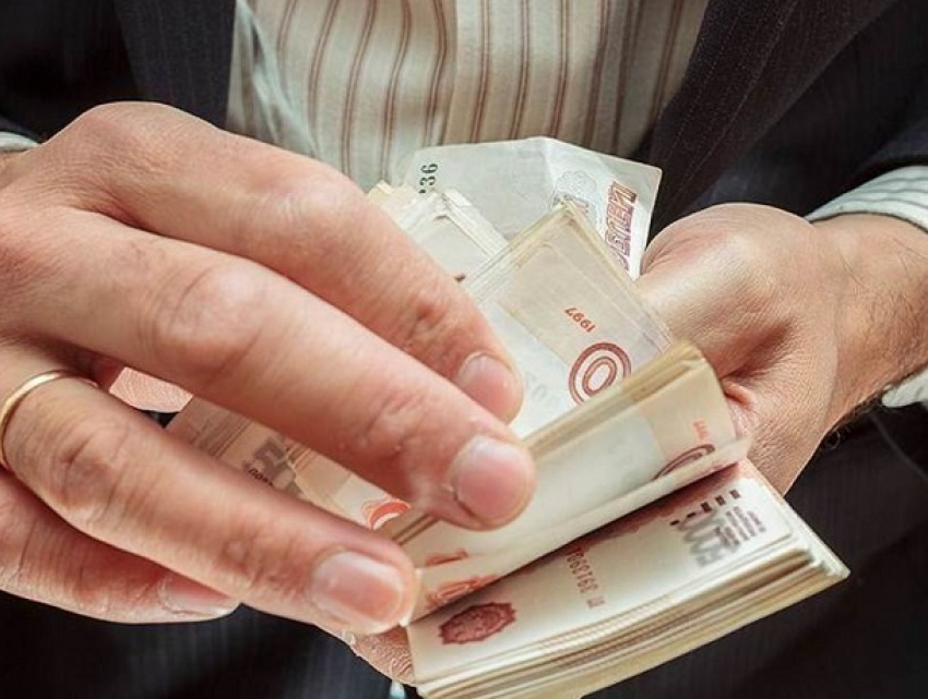 Сотрудники пенсионного фонда скрывали свои доходы в Пятигорске