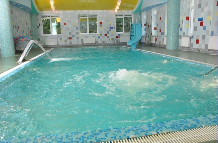 В бассейне Железноводска утонул 10-летний мальчик
