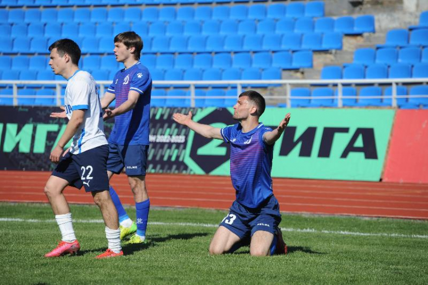 Футболисты «Динамо» в Ставрополе порадовали гостей из «Ротора» 