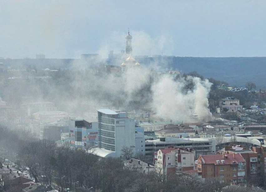 При пожаре в районе Нижнего рынка в Ставрополе пострадал 1 человек