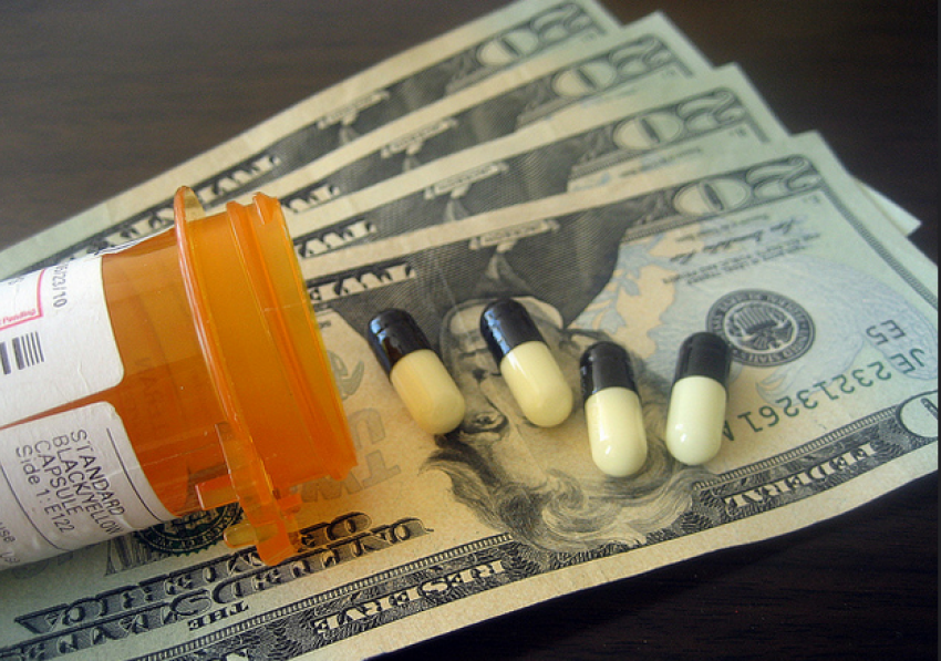 Полицейских на Ставрополье задержали за взятку и наркоторговлю