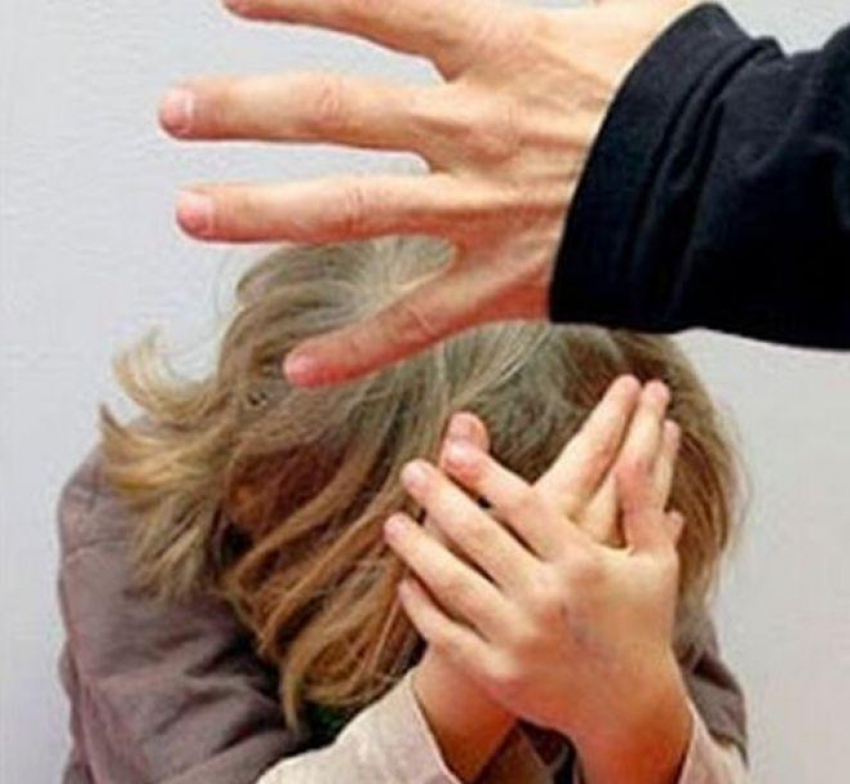 Таксист напал на 11-летнюю девочку на Ставрополье