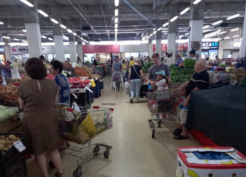 Свежая капуста и вареная колбаса подорожали на Ставрополье за неделю