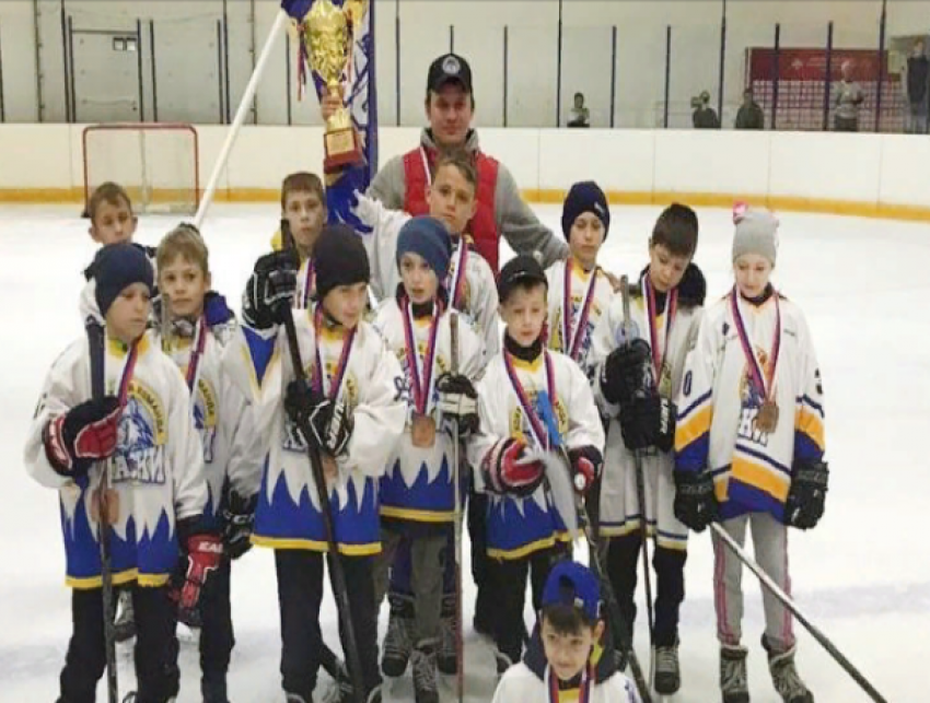  Ставропольские юные хоккеисты завоевали бронзу на краснодарском турнире