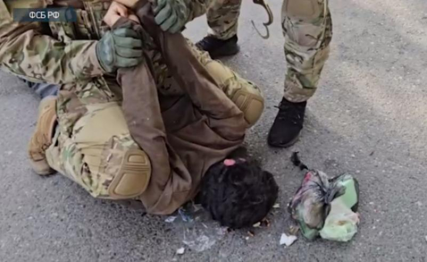 Планировавшего взрыв на автовокзале в Ессентуках террориста приговорили к 15 годам колонии