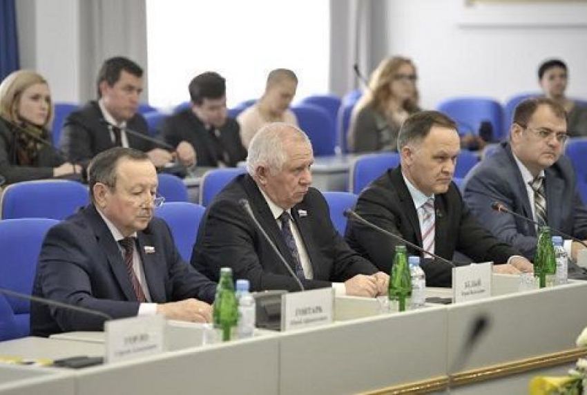 Депутат краевой Думы подает в суд на спикера парламента Ставрополья за «Дело»