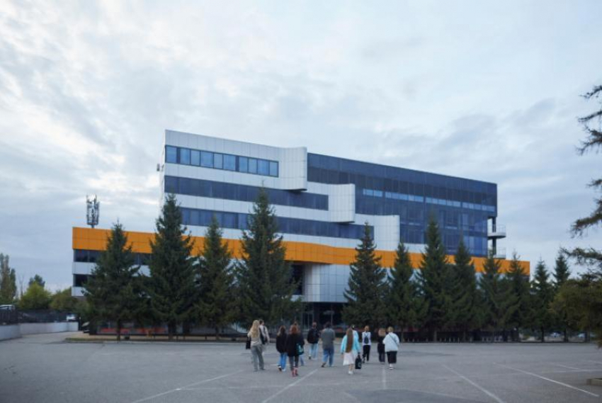 Дом молодежи в Ставрополе поглотит еще 3,2 миллиона рублей на дизайн-проект 