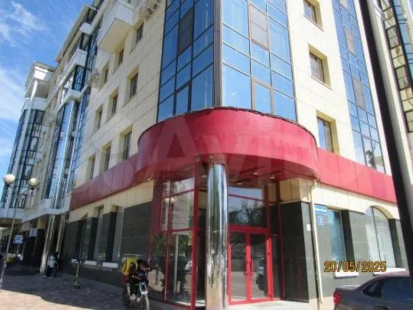 Помещение в центре Ставрополя с видом на Александровскую площадь ушло в продажу за 57,9 миллиона рублей