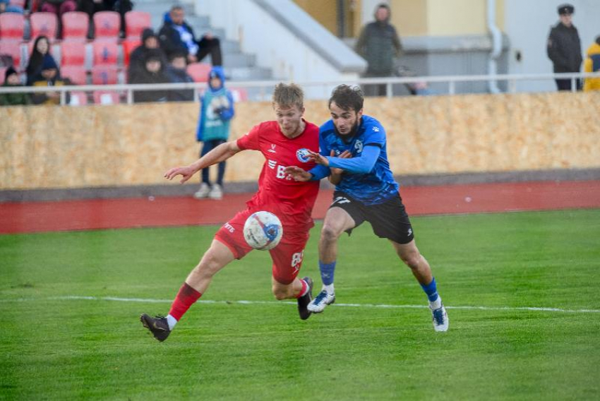 «Динамо» и «Севастополь» совершили рокировку: подводим итоги 9 тура футбольного первенства во 2 лиге