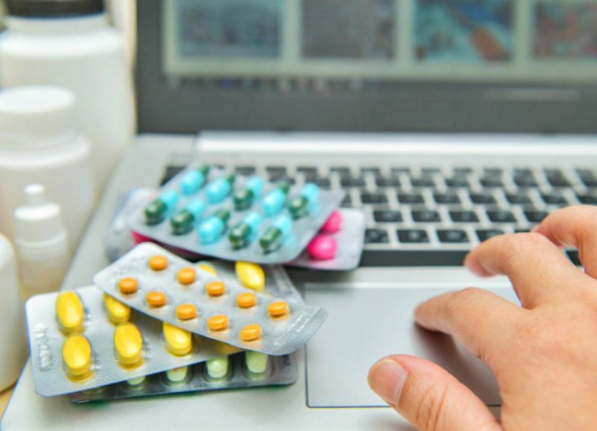 Покупка лекарств онлайн обернулась для жительницы Буденновска потерей 800 тысяч рублей