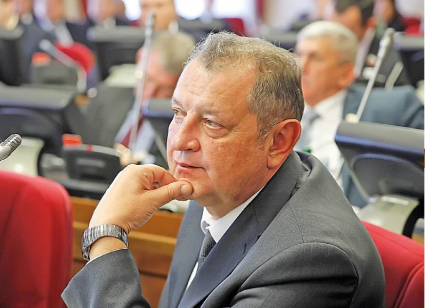 «Власть и деньги»: депутат думы Ставрополья вошёл в топ-100 списка Forbes