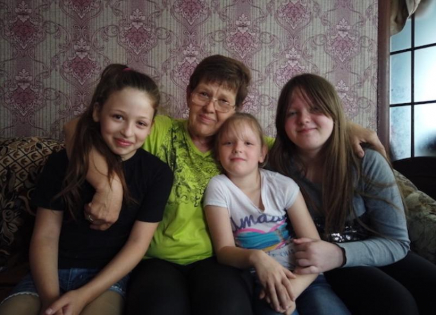 Путин не поможет: на Ставрополье семью несовершеннолетних сирот отключили от света и газа