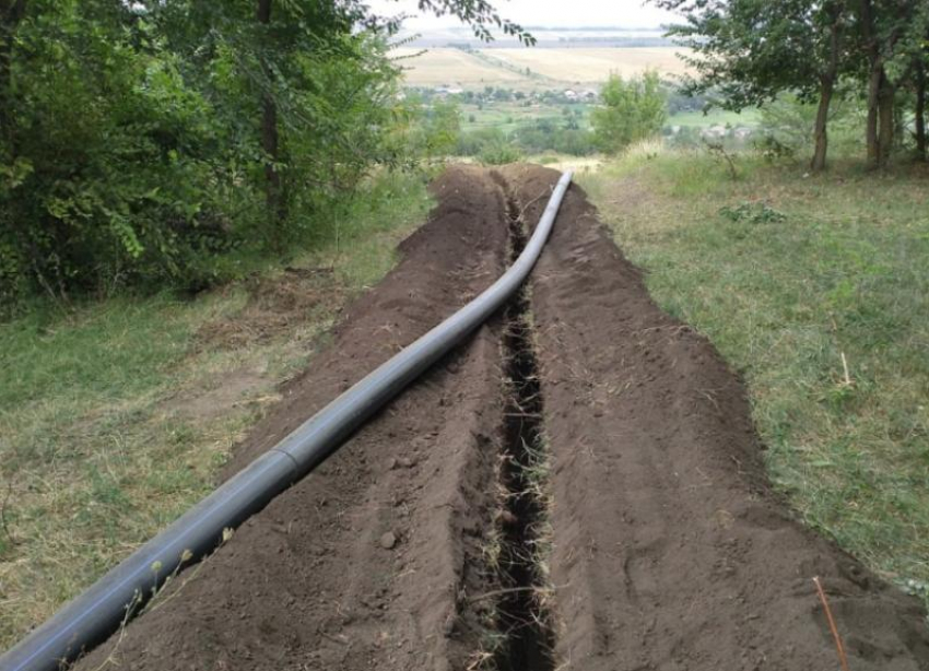 «Ставрополькрайводоканал» начал замену непригодного водовода для наполнения родников села Сухая Буйвола 
