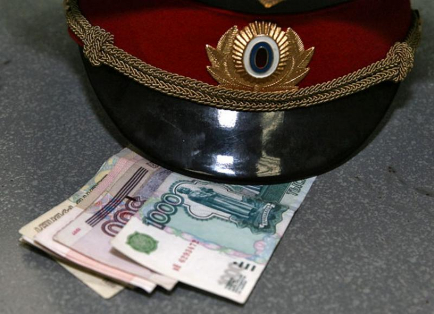 Источник: сотрудник ставропольского отдела противодействия коррупции брал взятки для руководства