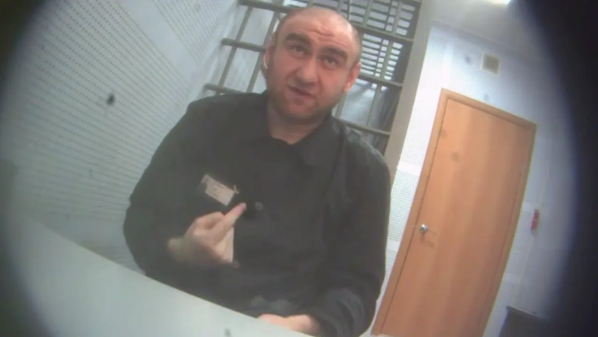 Пожизненно осужденный экс-депутат Ставрополя Арашуков попросил о возможности чаще видеться с детьми
