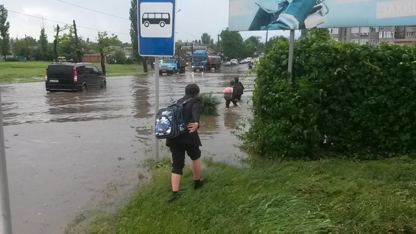 Пострадавшие от затопления жители получат по 10, 50 и 100 тысяч рублей в Ставропольском крае