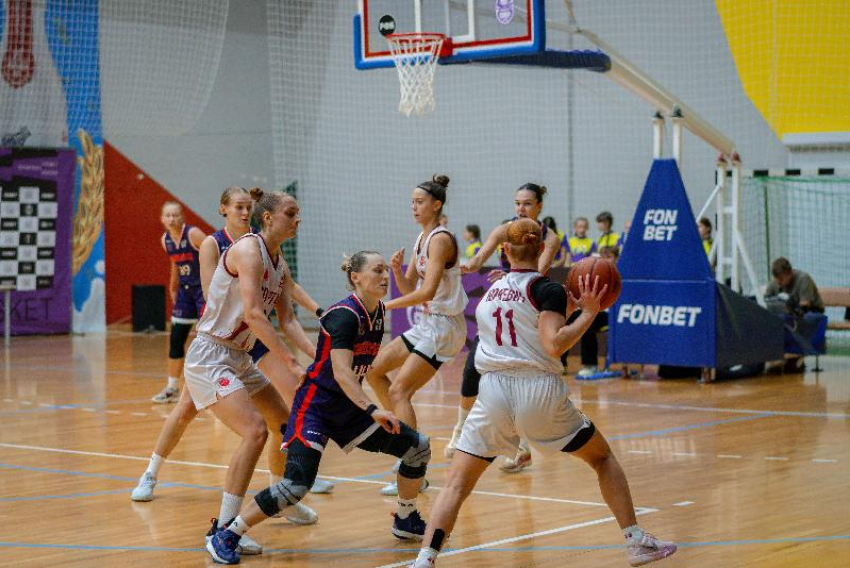 Первый мяч комом: баскетболистки «Невинномысска» потерпели поражение в стартовом матче чемпионата