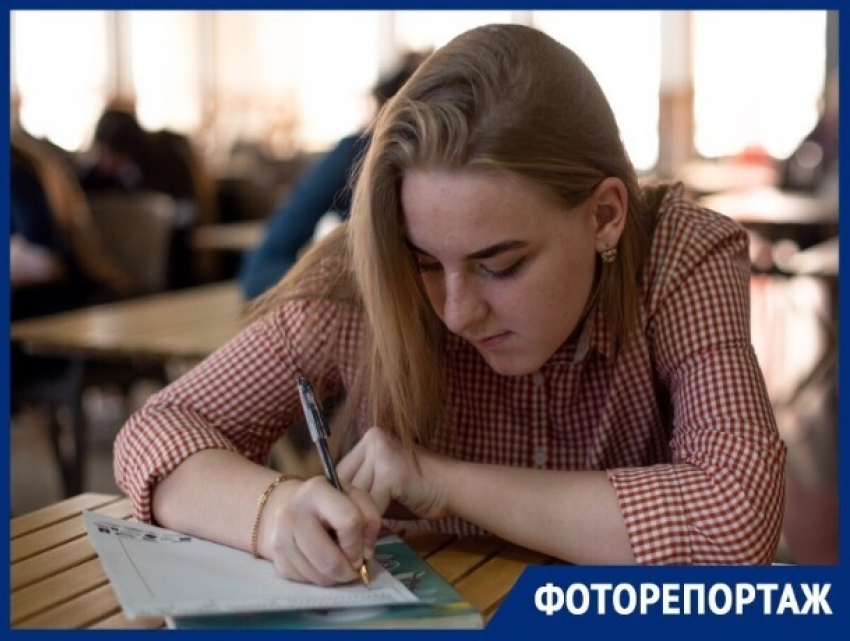 Более тысячи человек приняли участие в «Тотальном диктанте» в Ставрополе