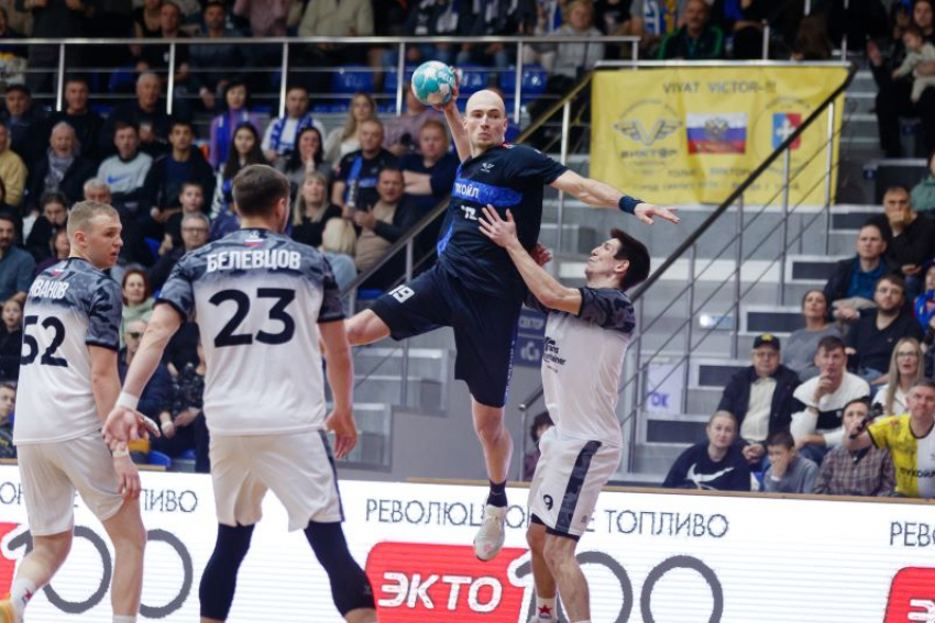 Жребий выбрал «Красно-синюю армию»: в 1/4 финала гандбольного Кубка «Виктор» сразится с ЦСКА