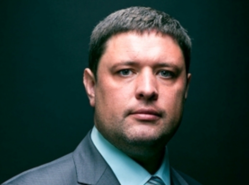 Николай Новопашин совместно с волонтерами организовал и провел работу в краевом геронтологическом центре