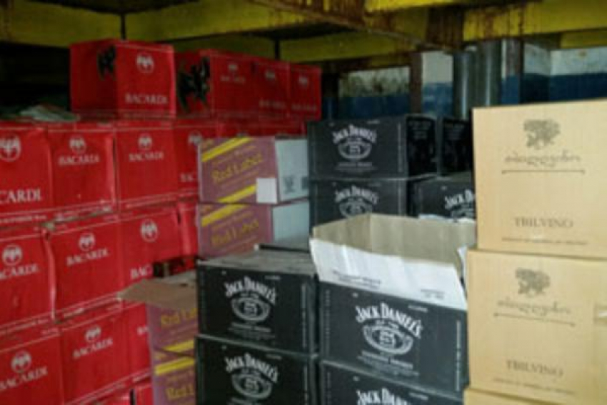 Более 14 тысяч литров контрафактного алкоголя уничтожили в Ставрополе