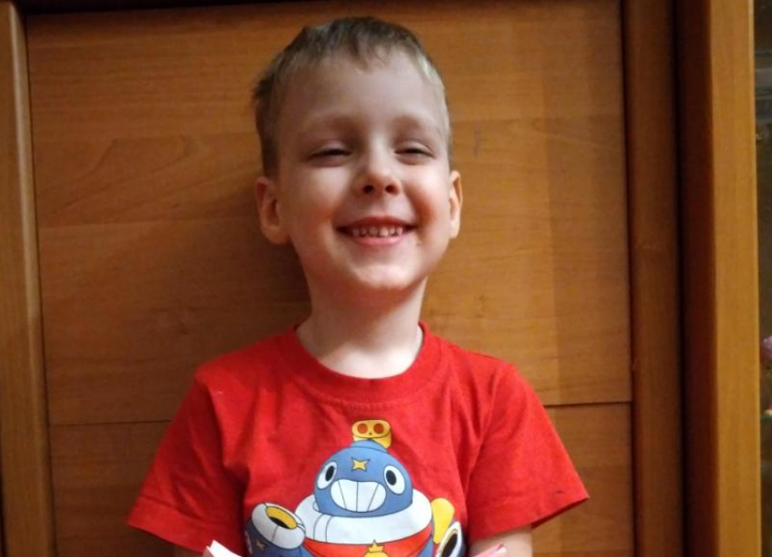 Хочу стать пожарным или строителем: Даниил Магдалина в конкурсе «Самая чудесная улыбка ребенка 2021»  