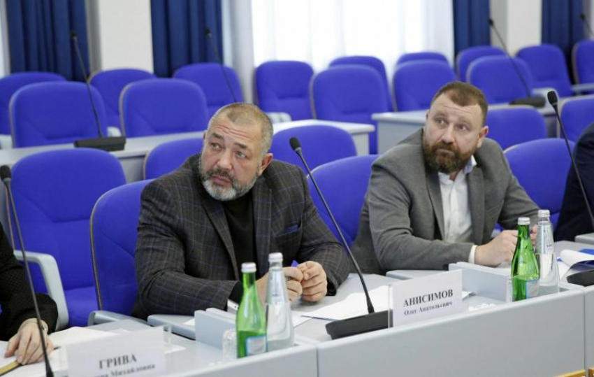 В Ставропольском крае прошли обыски у гендиректора «Крайтеплоэнерго» и бывшего прокурора Шпаковского округа Анисимова